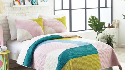 Modshapes Pink and Blue Cotton Twin Quilt Set