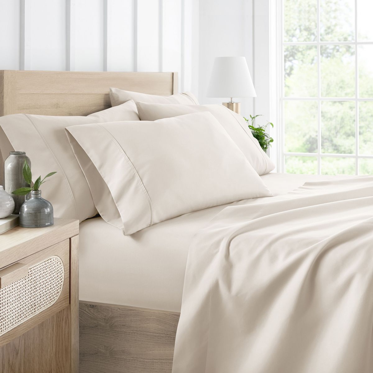 Solid 6 Piece Sheet Set - Ultra Soft, Deep Pocket - Becky Cameron (Extra Pillow Cases!), Ivory, Queen