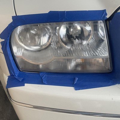 Headlight restoration on a 2013 Honda CRV using: Turtle Wax
