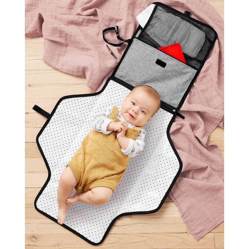 Skip Hop Pronto Baby Changing Station & Diaper Clutch, 4 of 15