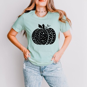 Simply Sage Market Heart Pumpkin Short Sleeve Tee - 1 of 4