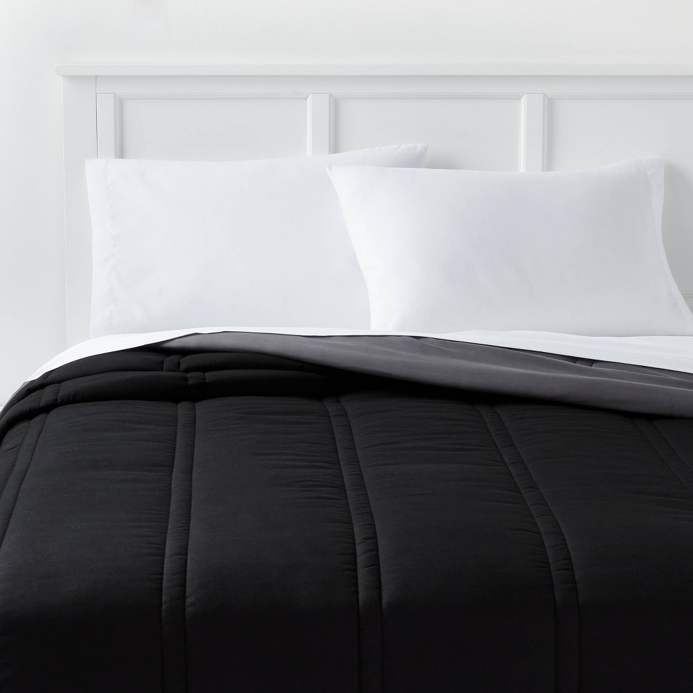 Photos - Bed Linen Twin/Twin Extra Long Lofty Microfiber Comforter Black - Room Essentials™