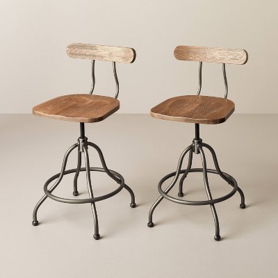 Short deals counter stools