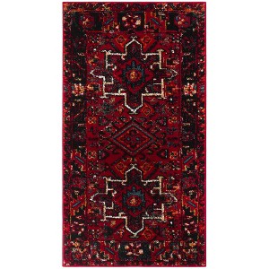 Vintage Hamadan VTH211 Power Loomed Indoor Rugs - Safavieh - 1 of 4