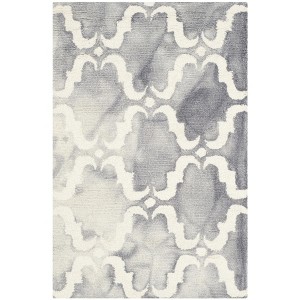 Dip Dye DDY536 Hand Tufted Indoor Rugs - Safavieh - 1 of 4