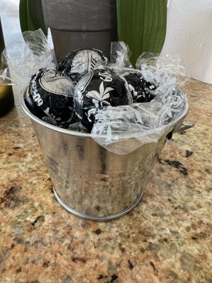 Juvale 10 Pack Small Metal Buckets For Party Favors, Tiny Galvanized Silver  Pails For Crafts, Succulents, 3.3 X 2.5 X 3 In : Target