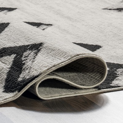 Reversible Chevrons Synthetic Area Rug, 4' x 6', Gray