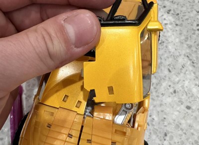 Paniate - Hasbro Transformers Bumblebee Beast Mode