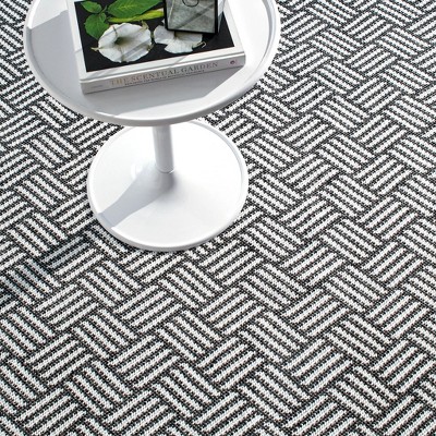 Handwoven Black Stripe Synthetic Runner Rug 2'6" x 8'
