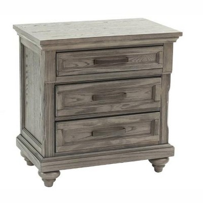 ORRD 3-Drawer Nightstand with Classic Carved Detailing and Turned Feet, Soft Gray Finish
