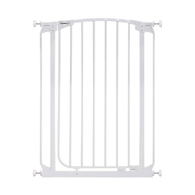 Bindaboo B1121 Zoe 28 to 32 Inch Extra Tall Auto-Close Wall to Wall Baby and Pet Safety Gate for Doors, Stairs, and Hallways, White