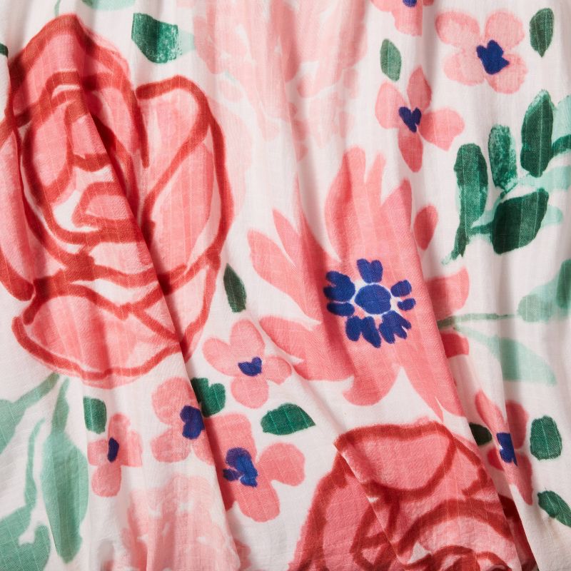 Muslin Swaddle Blanket In Bloom - Pink - Cloud Island&#8482;, 4 of 6