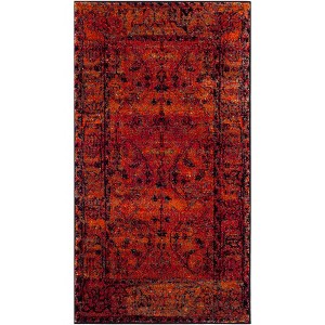 Vintage Hamadan VTH216 Power Loomed Indoor Rugs - Safavieh - 1 of 4