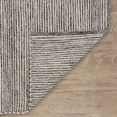 Gray Handwoven Synthetic Indoor/Outdoor 4' x 6' Rug