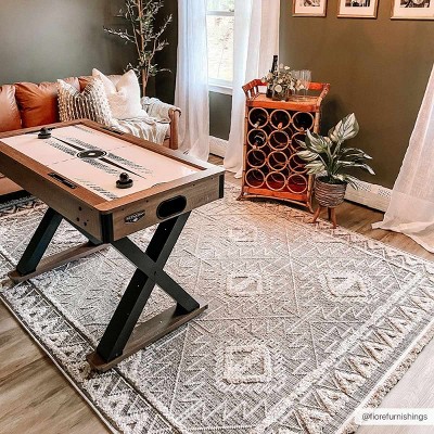 Agoo 5'3" x 7' Gray and Cream High Pile Polyester Area Rug