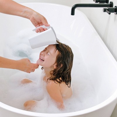 Baby Kids Bath Shampoo Rinser Jug Infants Bathtub Cup Shower Sprinkler Baler 