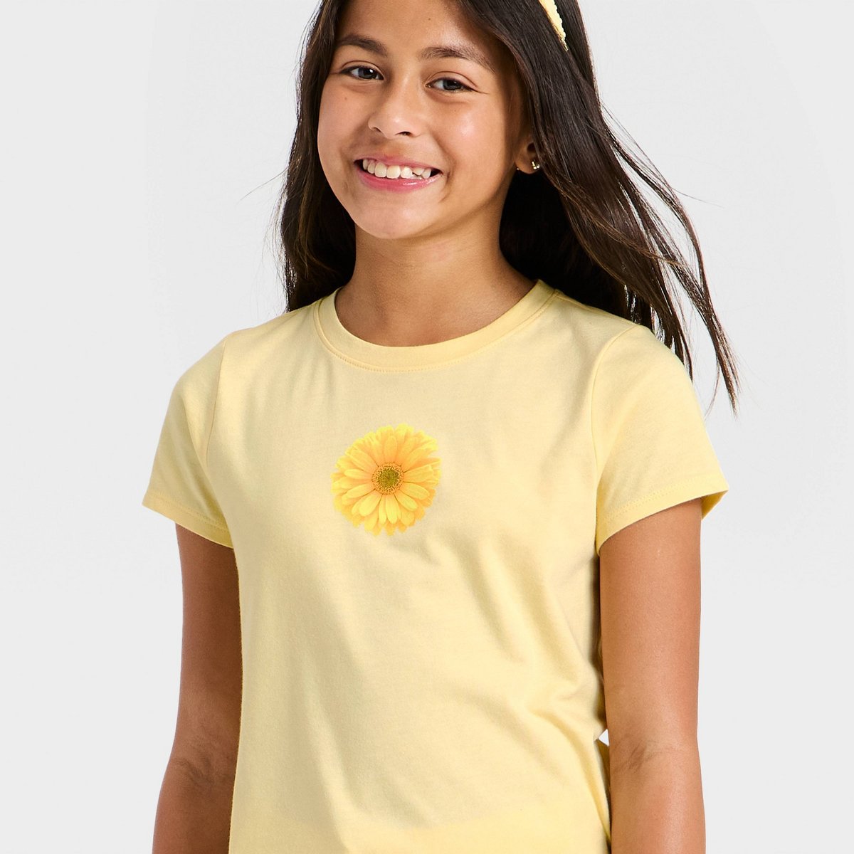 Детские Cat & Jack Girls' Short Sleeve 'Daisy' Graphic T-Shirt - Cat & Jack ™ Yellow M — фото 2