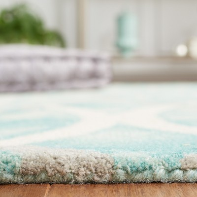 Lush Green Hand-Tufted Wool 5' Square Area Rug