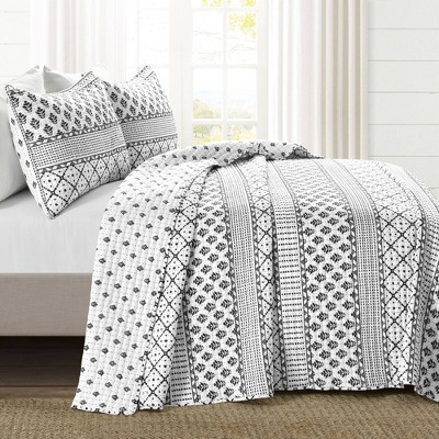 Full/Queen Black and White Microfiber Reversible Quilt Set