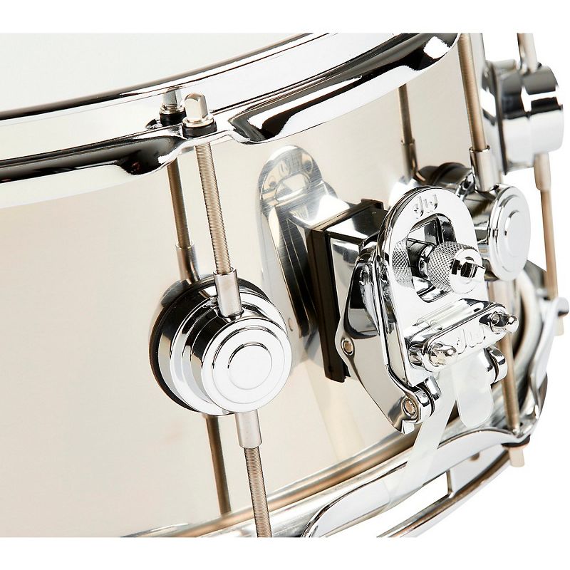 DW Collector's Series Stainless Steel Snare Drum With Chrome Hardware 14 x 6.5 in. Polished, 3 of 6