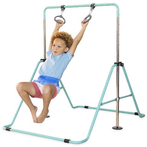 Gymnastic rings target new arrivals