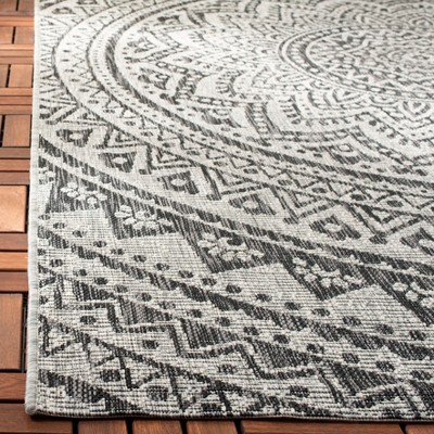 Light Grey and Black Rectangular Synthetic Area Rug 5' x 7'