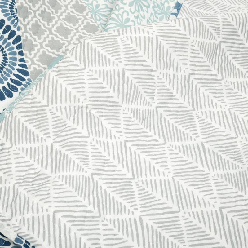 3pc Bohemian Stripe Reversible Oversized Cotton Quilt Bedding Set - Lush Décor, 3 of 10