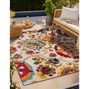 Unique Loom  Outdoor Casablanca Nahla Area Rug - 1 of 4
