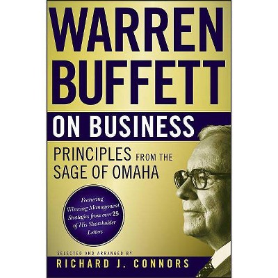 Warren Buffett on Business - (Paperback)