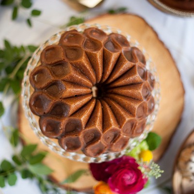 Gold Aluminum Non-Stick Crown Bundt Cake Pan