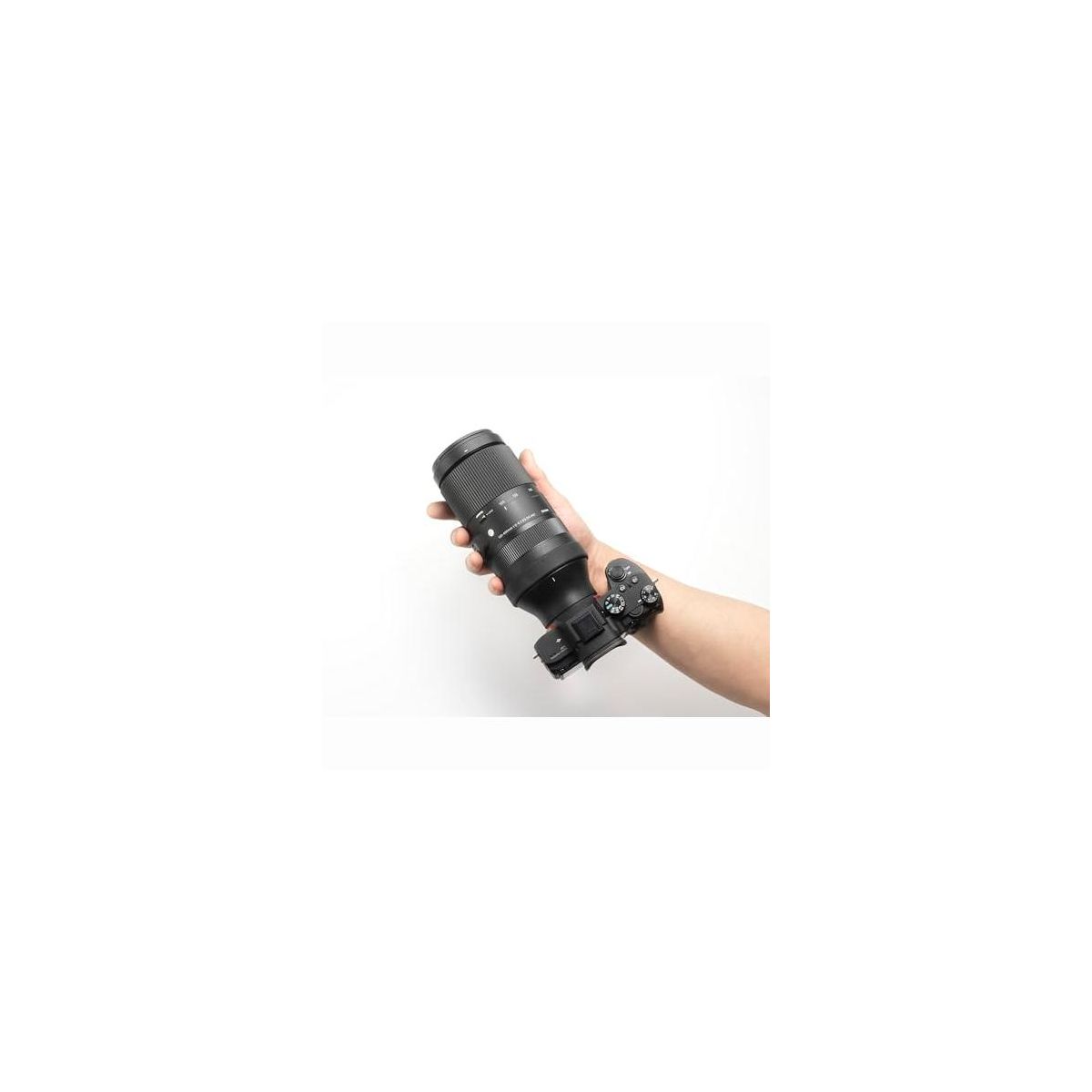 Sigma 100-400mm f/5-6.3 DG DN OS Contemporary Lens for Sony E - thumbnail 4