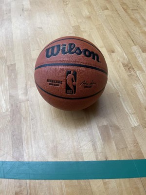 WILSON NBA Authentic Indoor Outdoor Basketball - Taille 7 - 29,5, Marron 