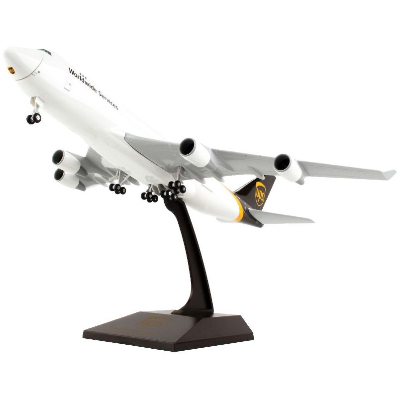 Boeing 747-400F Commercial Aircraft with Landing Gear "UPS Worldwide Services" White and Brown 1/200 Plastic Model by Skymarks, 4 of 6