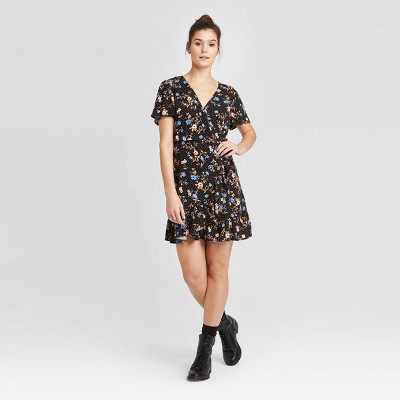 black floral short dress