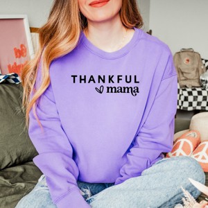 Simply Sage Market Thankful Mama Bold Heart Garment Dyed Sweatshirt - 1 of 4