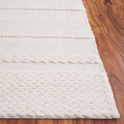Ivory Elegance 4' x 6' Hand-Tufted Wool Rectangular Rug