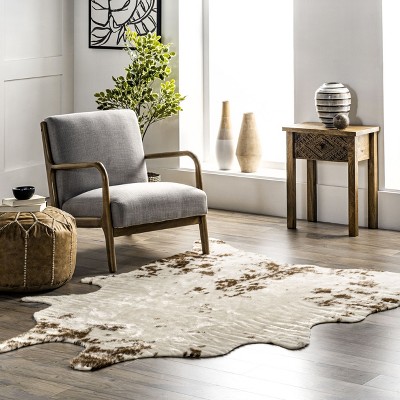 EcoChic Brown Faux Cowhide 5' x 7' Washable Area Rug