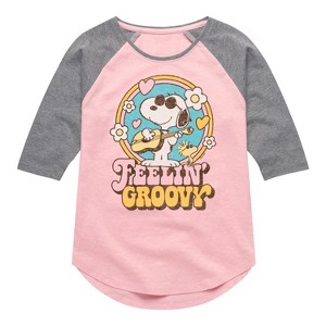 Girls' - Peanuts - Feelin Groovy Snoopy And Woodstock - 1 of 4
