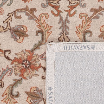Elegance Squared Ivory Wool 6' Tufted Traditional Area Rug