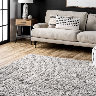 Ivory Chevron Handmade Shag 5' x 8' Area Rug