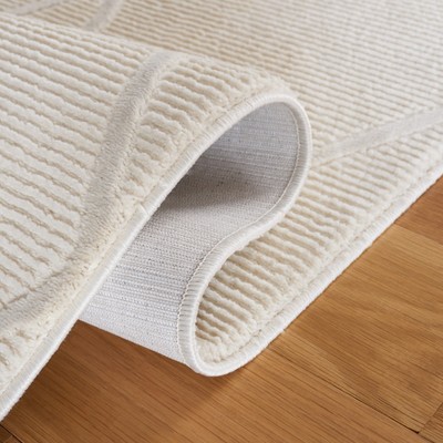 Ivory Diamond Pattern 8' x 10' Synthetic Area Rug