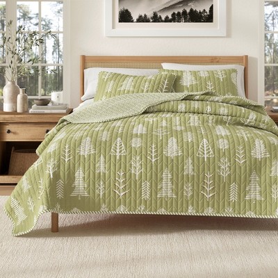 Lodge-Themed Reversible Quilt Set with Shams - Great Bay Home