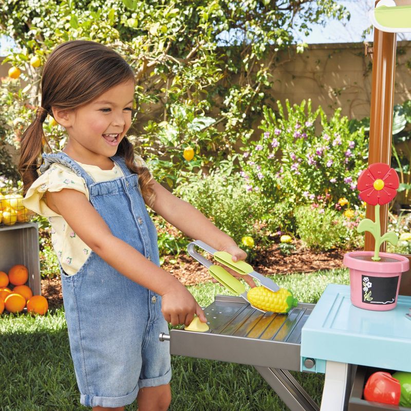 Little Tikes 3-in-1 Garden to Table Market, 6 of 8