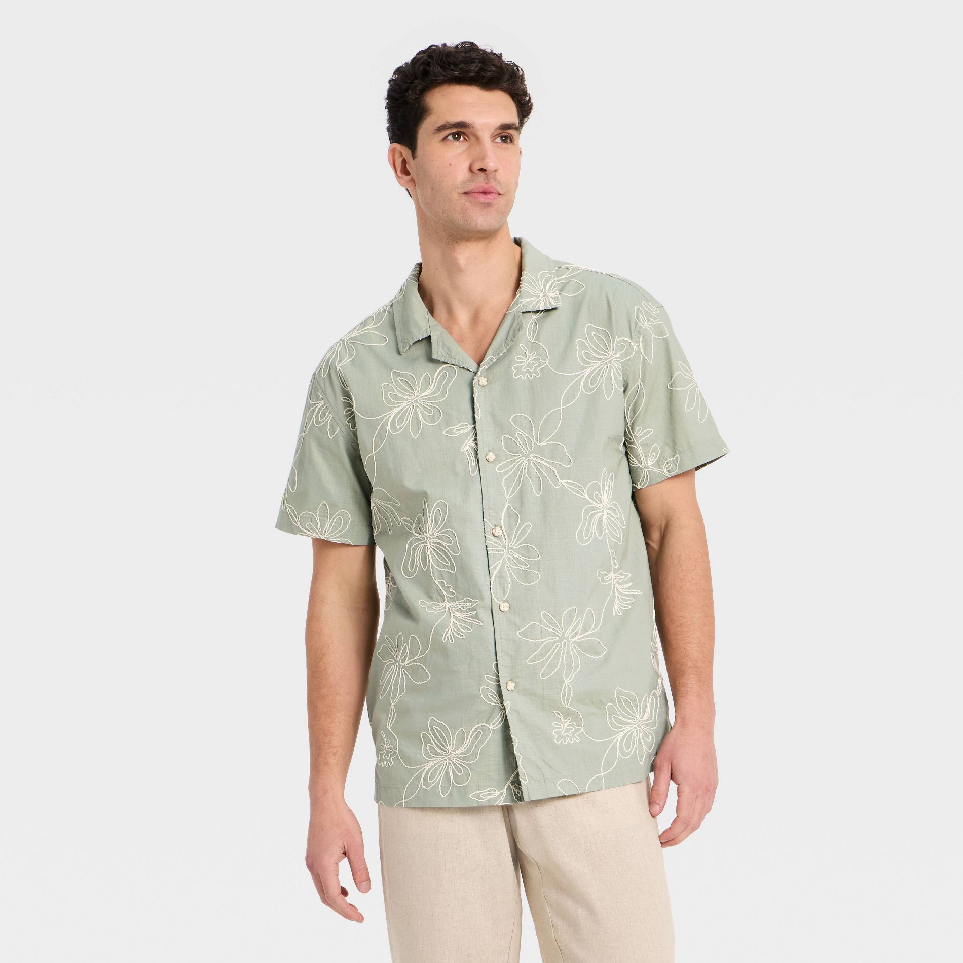 Men's Short Sleeve Floral Embroidered Camp Shirt - Goodfellow & Co™
