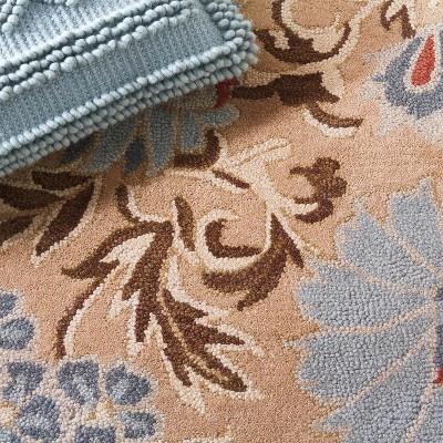 Blossom Beige and Multi Floral Wool 4' x 6' Handmade Rug