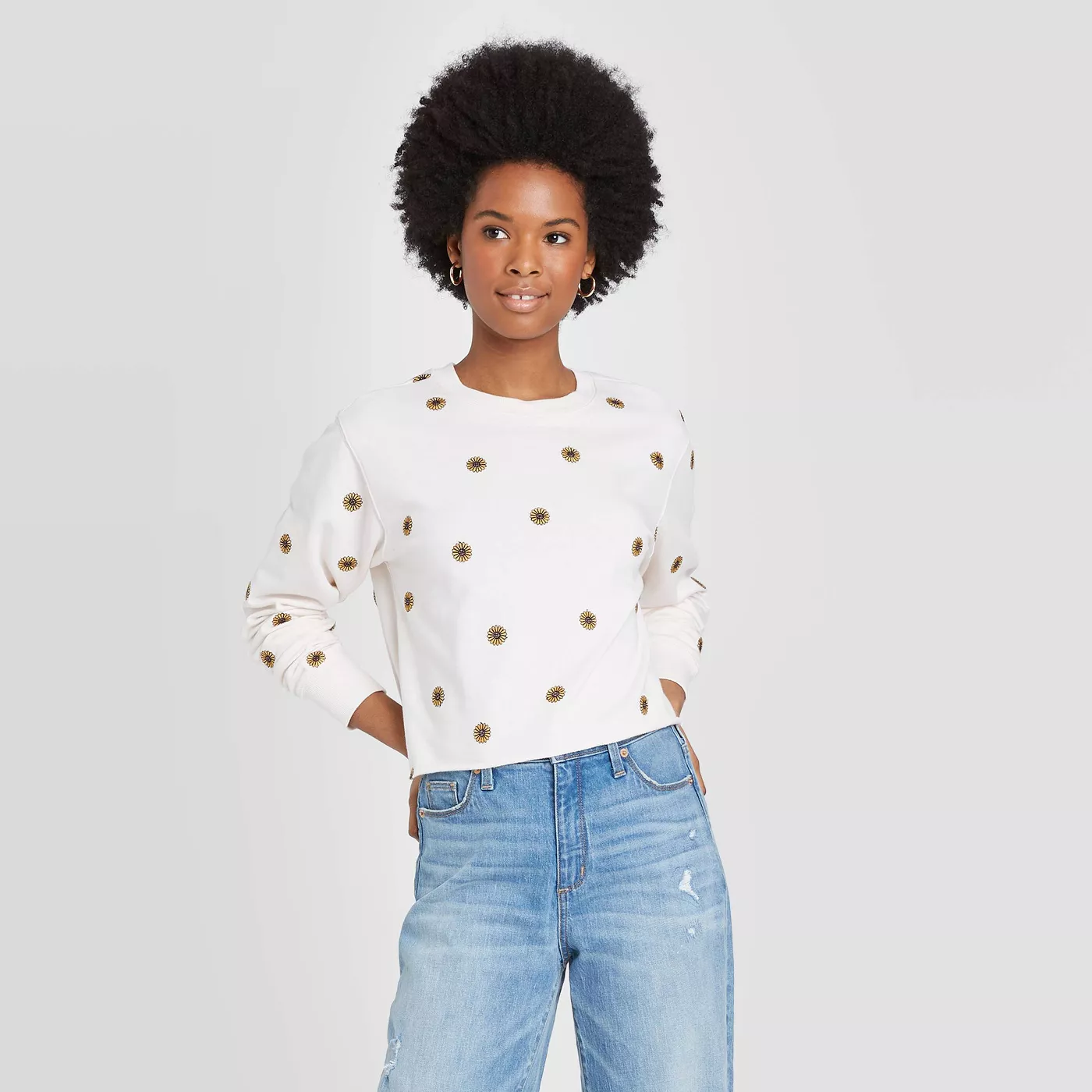 Women's Embroidered Daisy Cropped Sweatshirt - Mighty Fine (Juniors') - Cream  - image 1 of 2