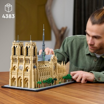 LEGO Architecture Notre-Dame de Paris Replica Build and Display Set