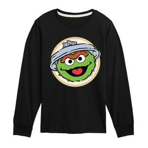 Boys' - Sesame Street - Oscar Badge -Toddler and Youth Long Sleeve T-Shirt Long Sleeve Graphic T-Shirt - 1 of 3