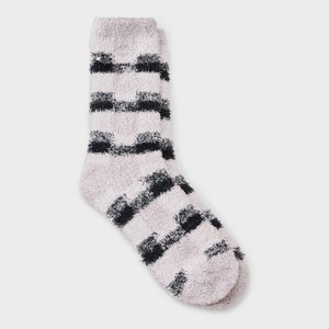 Women's Plaid Cozy Crew Socks - Auden™ 4-10 - 1 of 3