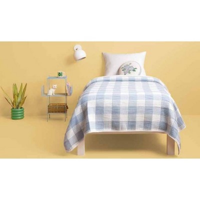 Twin/Twin Extra Long Matelasse Quilt Light Blue - Room Essentials™